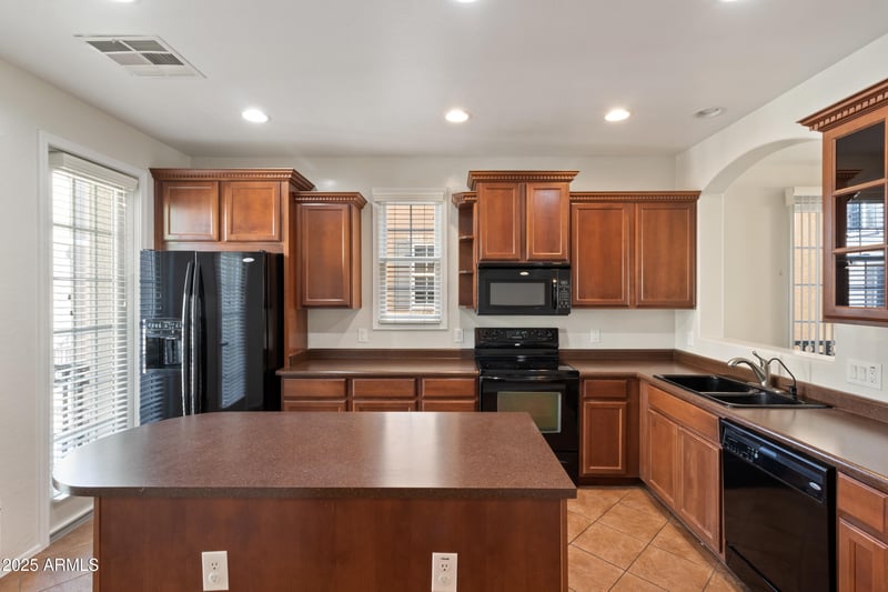 2789 Key Biscayne Dr, Gilbert, AZ 85295