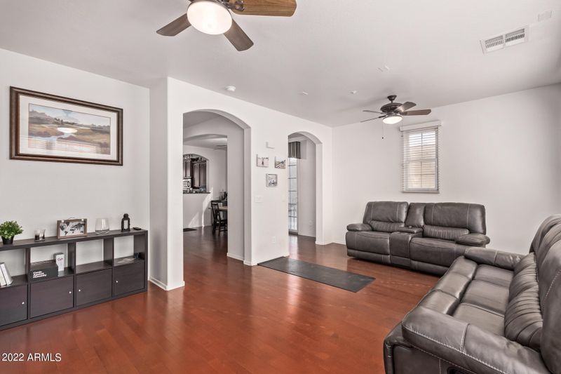 2789 S Harmony Ave, Gilbert, AZ 85295