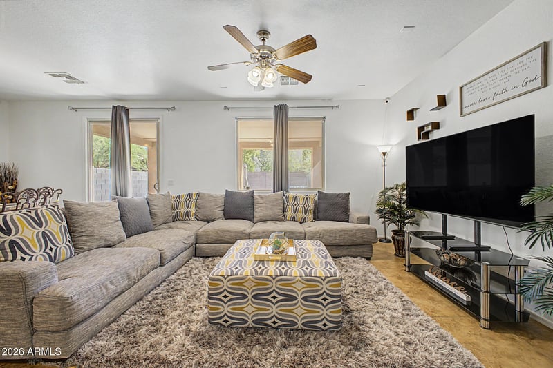 279 E Gold Dust Way, San Tan Valley, AZ 85143