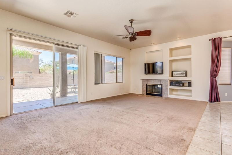 279 W Desert Ave, Gilbert, AZ 85233