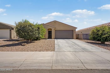 279 W Satinka Dr, San Tan Valley, AZ 85140