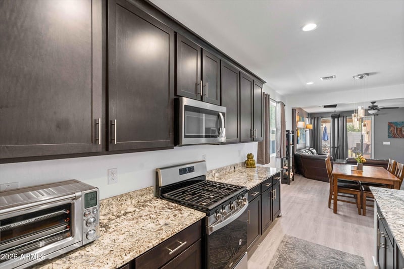 279 W Satinka Dr, San Tan Valley, AZ 85140