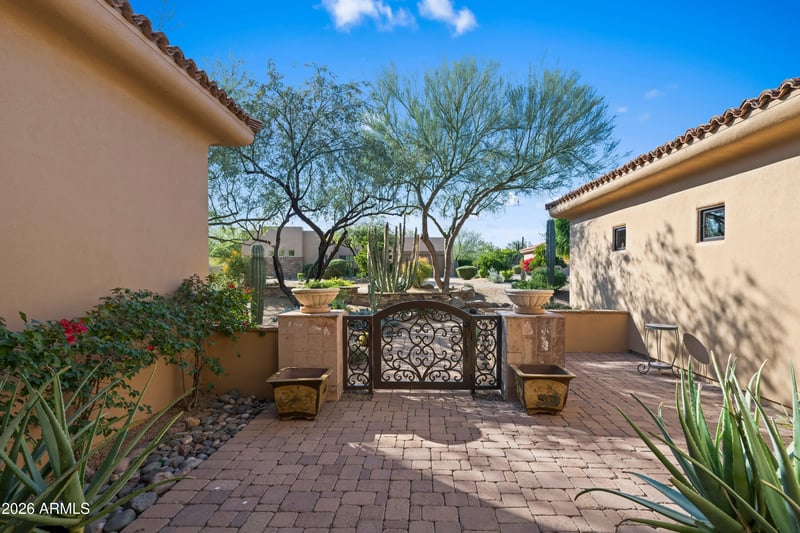 27907 Tranquilo Ln, Rio Verde, AZ 85263