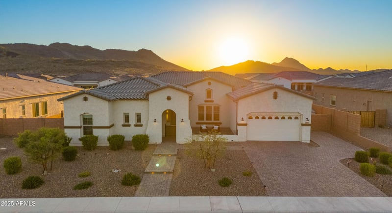 27908 38th Dr, Phoenix, AZ 85083