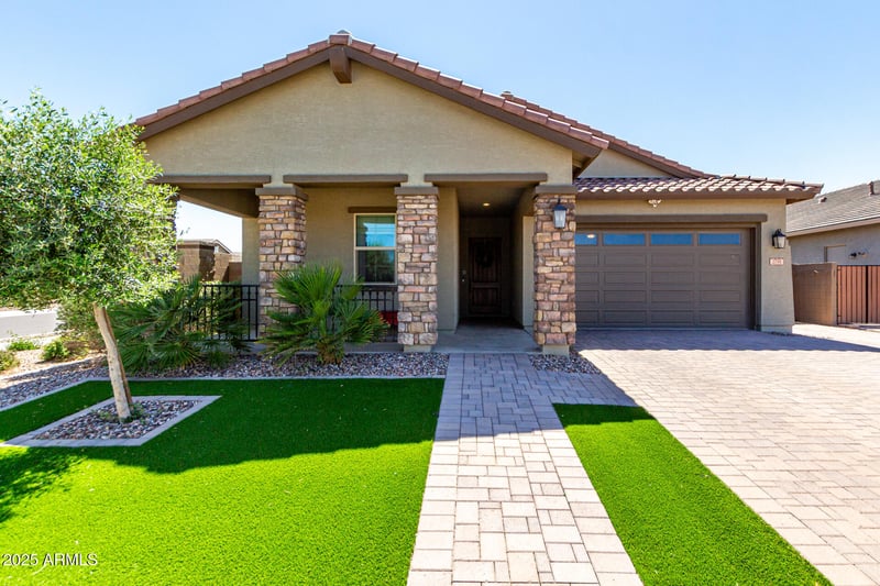 2791 Patagonia Ct, San Tan Valley, AZ 85144