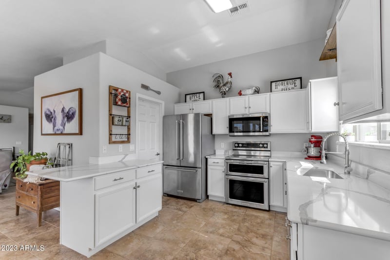 27914 Edwards Rd, San Tan Valley, AZ 85143
