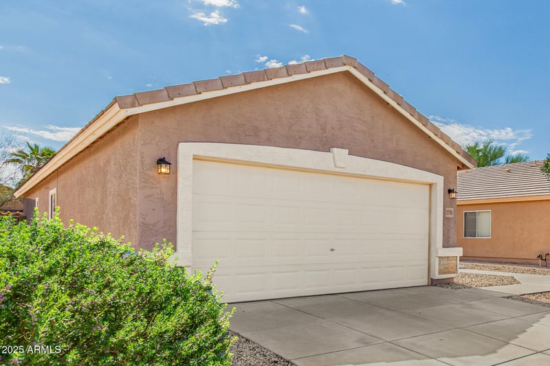 2793 Olivine Rd, San Tan Valley, AZ 85143