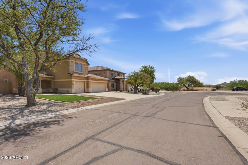 27989 Muscovite Dr, San Tan Valley, AZ 85143