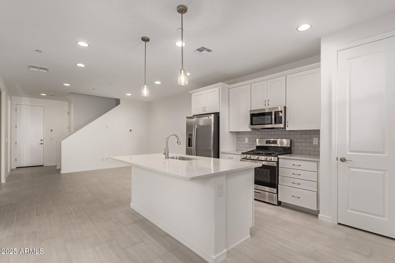 2799 Claire Dr, Buckeye, AZ 85396