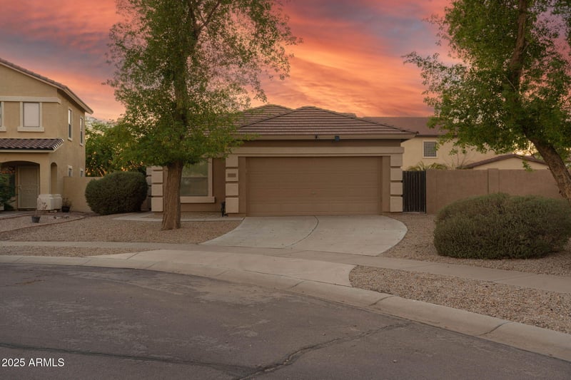 27996 Muscovite Dr, San Tan Valley, AZ 85143