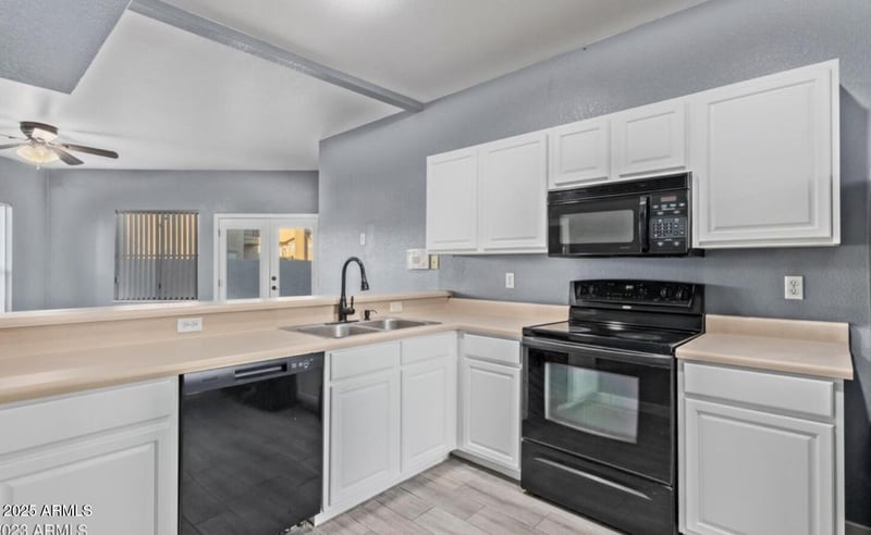 280 Elizabeth Way #14, Chandler, AZ 85225