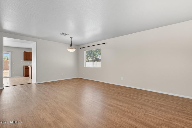 28006 Iron Ave, San Tan Valley, AZ 85143