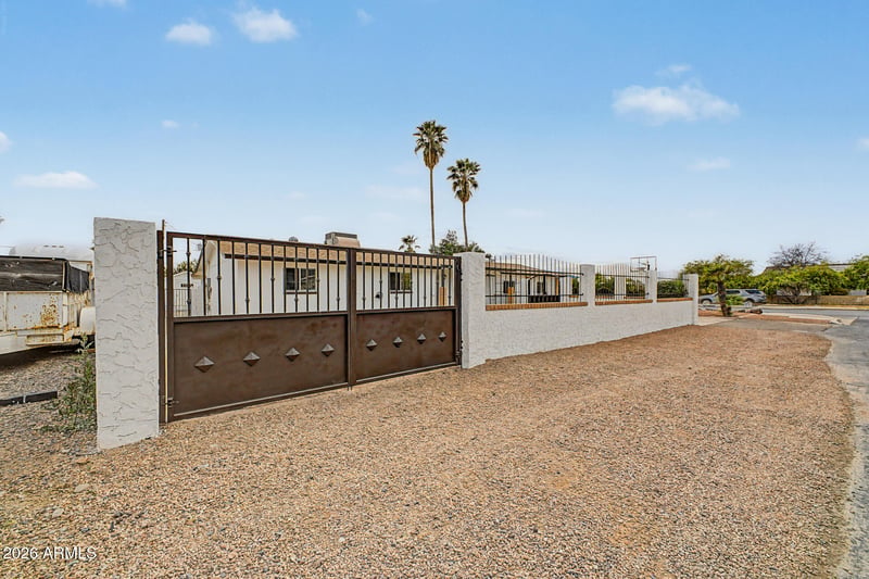 2801 Angela Dr, Phoenix, AZ 85032