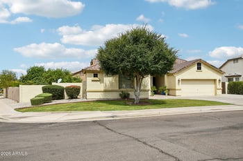 2801 Lindrick Dr, Chandler, AZ 85249