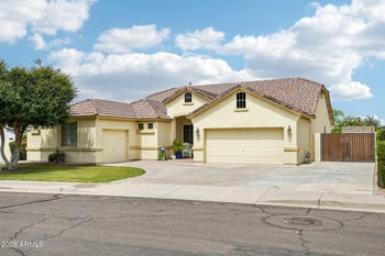 2801 Lindrick Dr, Chandler, AZ 85249