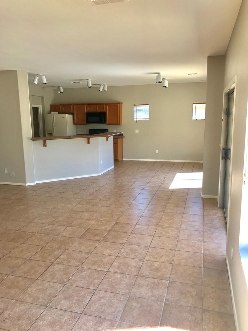 2801 E Pinto Valley Rd, San Tan Valley, AZ 85143