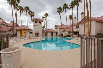 2801 N Litchfield Rd #16, Goodyear, AZ 85395