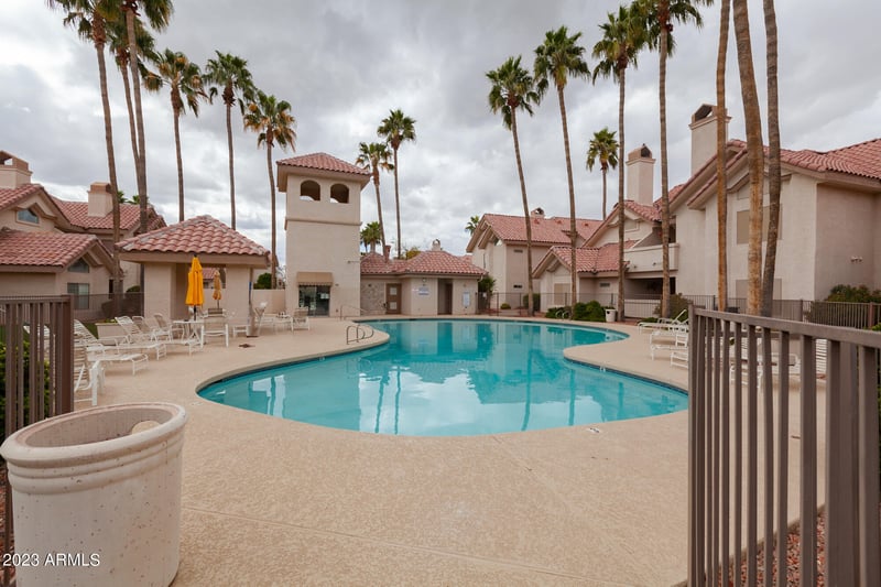 2801 N Litchfield Rd #16, Goodyear, AZ 85395
