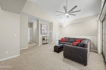 2801 Litchfield Rd #17, Goodyear, AZ 85395