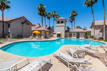 2801 N Litchfield Rd #20, Goodyear, AZ 85395