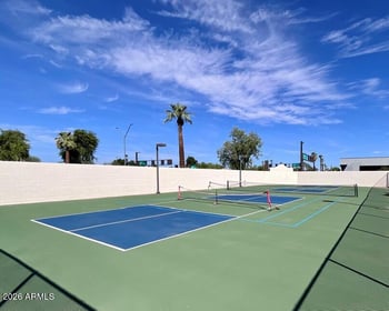 2801 N Litchfield Rd #82, Goodyear, AZ 85395
