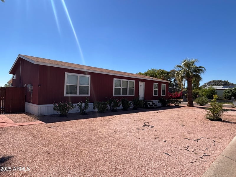 2801 Wahalla Ln, Phoenix, AZ 85050