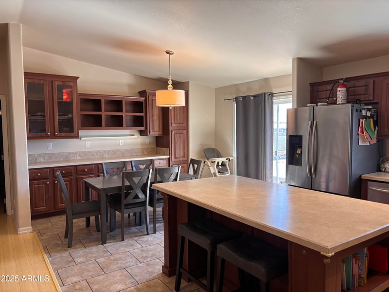 2801 Wahalla Ln, Phoenix, AZ 85050