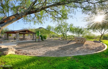28017 99th Dr, Peoria, AZ 85383