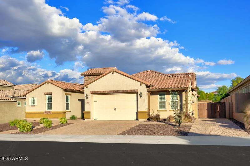 28017 99th Dr, Peoria, AZ 85383