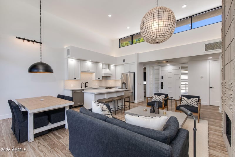 2802 E Camino Acequia Dr #2, Phoenix, AZ 85016