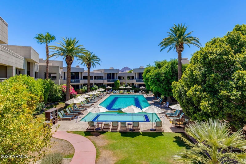 2802 E Camino Acequia Dr #2, Phoenix, AZ 85016