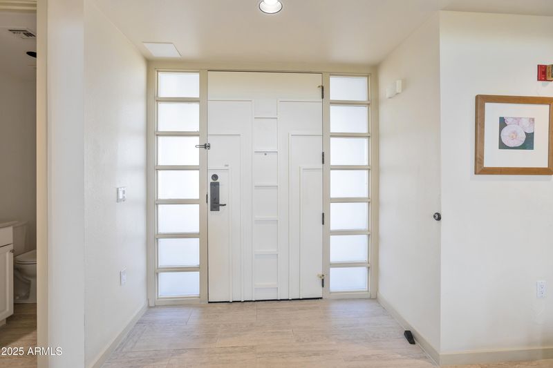 2802 E Camino Acequia Dr #75, Phoenix, AZ 85016