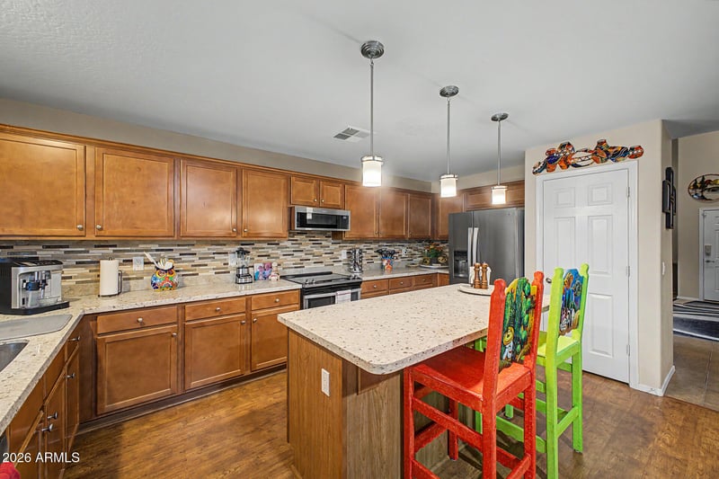 2803 Angel Way, San Tan Valley, AZ 85144