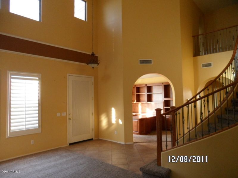 2804 W Glenhaven Dr, Phoenix, AZ 85045