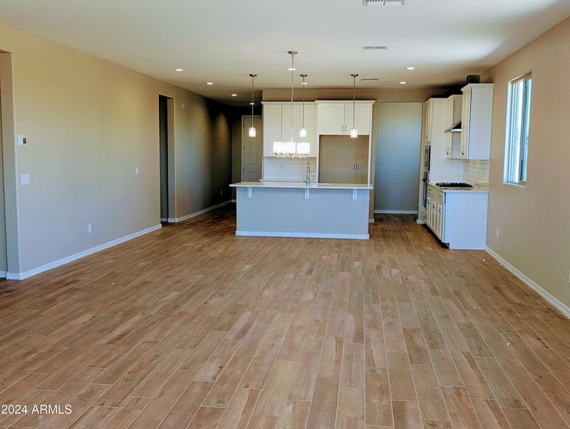 28045 N 176th Ave, Surprise, AZ 85387