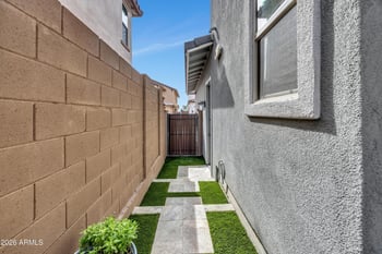 2805 Claire Dr, Buckeye, AZ 85396