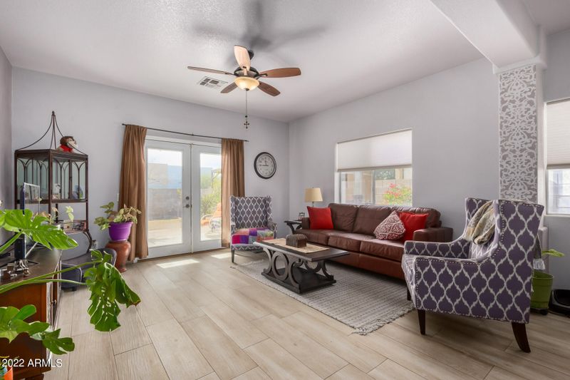 2805 E Atlanta Ave, Phoenix, AZ 85040