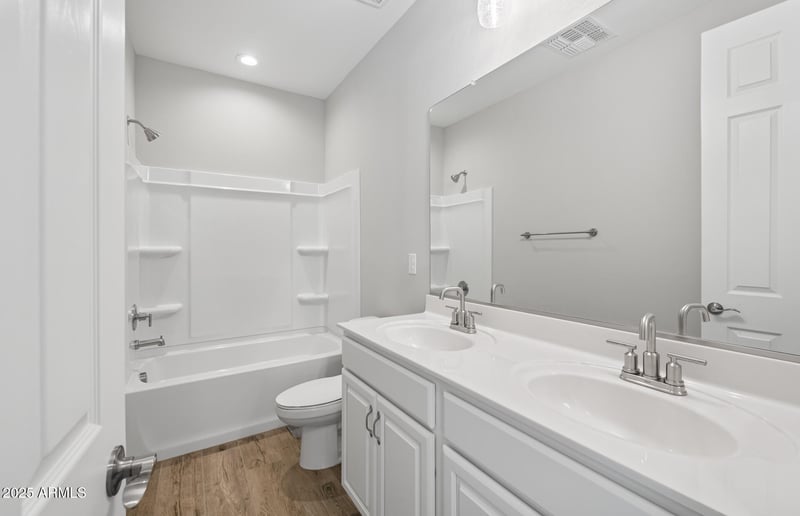 28057 72nd Ave, Peoria, AZ 85383