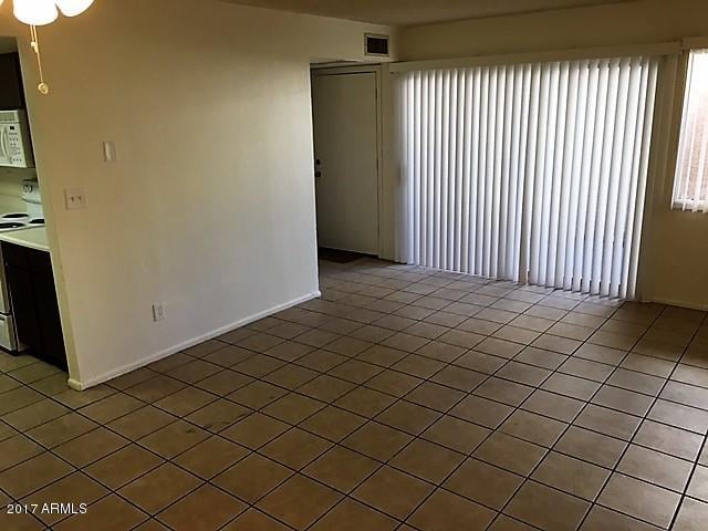 2806 N 43rd Ave #B, Phoenix, AZ 85009