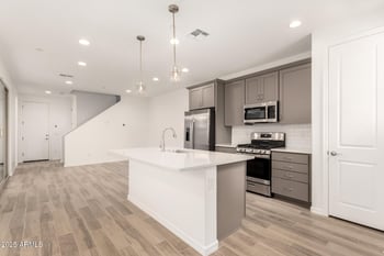2807 Claire Dr, Buckeye, AZ 85396