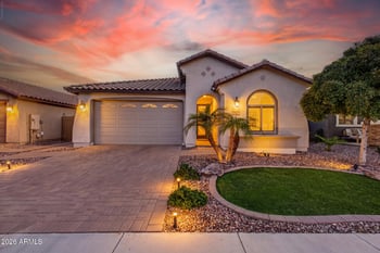 2807 W Blue River Dr, San Tan Valley, AZ 85144