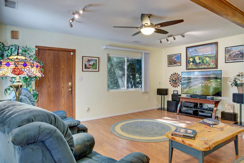 2808 E Earll Dr, Phoenix, AZ 85016