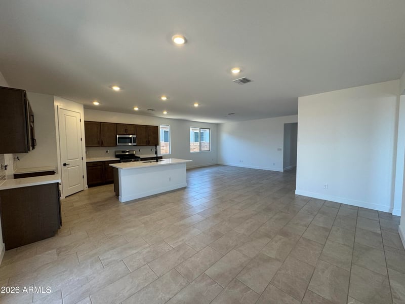 2808 E Mecklenburg Way, San Tan Valley, AZ 85143