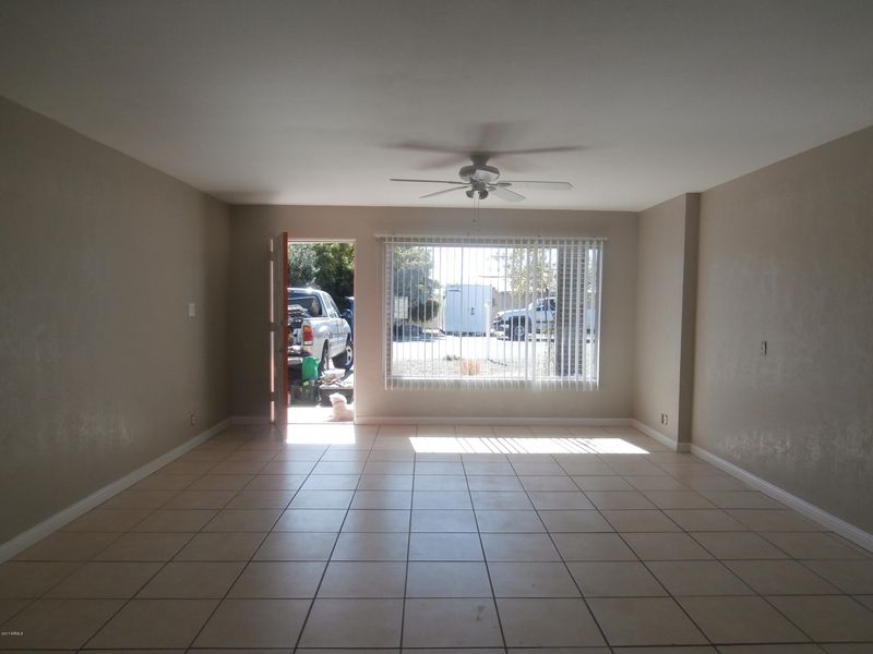 2808 E Pinchot Ave, Phoenix, AZ 85016
