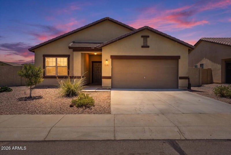 2809 E Renegade Trl, San Tan Valley, AZ 85143