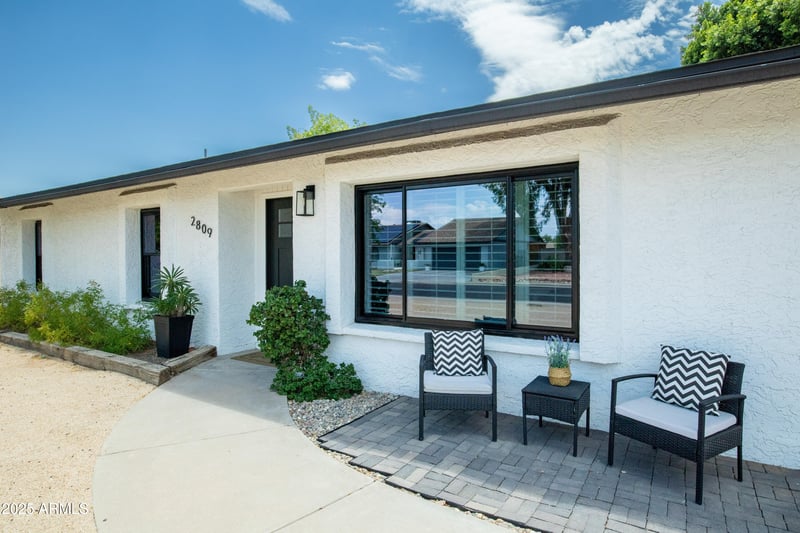 2809 Hillery Dr, Phoenix, AZ 85032