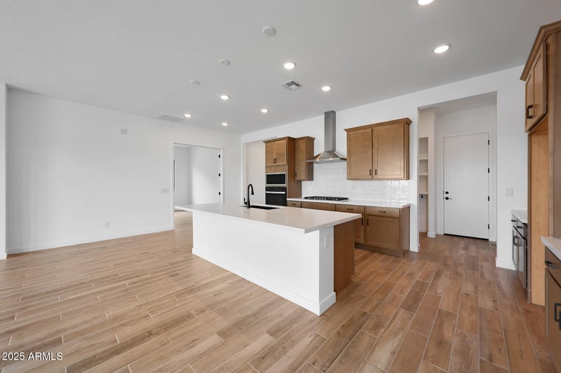 281 Flax Dr, San Tan Valley, AZ 85140