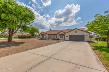 2810 201st Dr, Buckeye, AZ 85326
