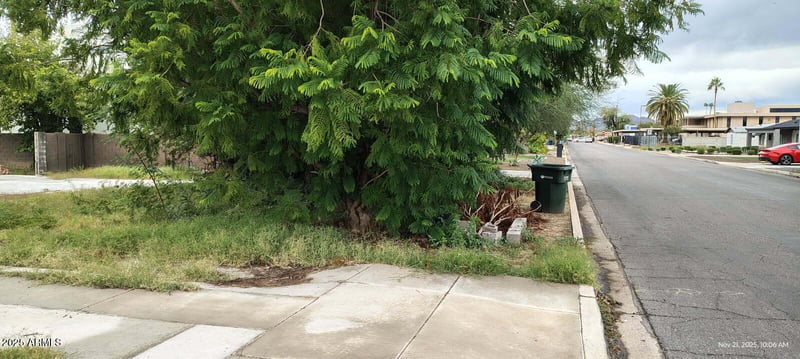 2810 29th Pl, Phoenix, AZ 85008