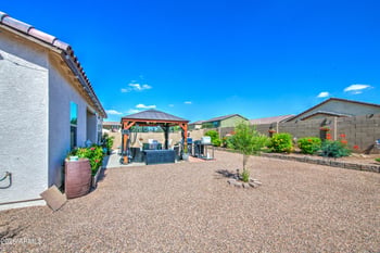 2810 Omega Dr, San Tan Valley, AZ 85143